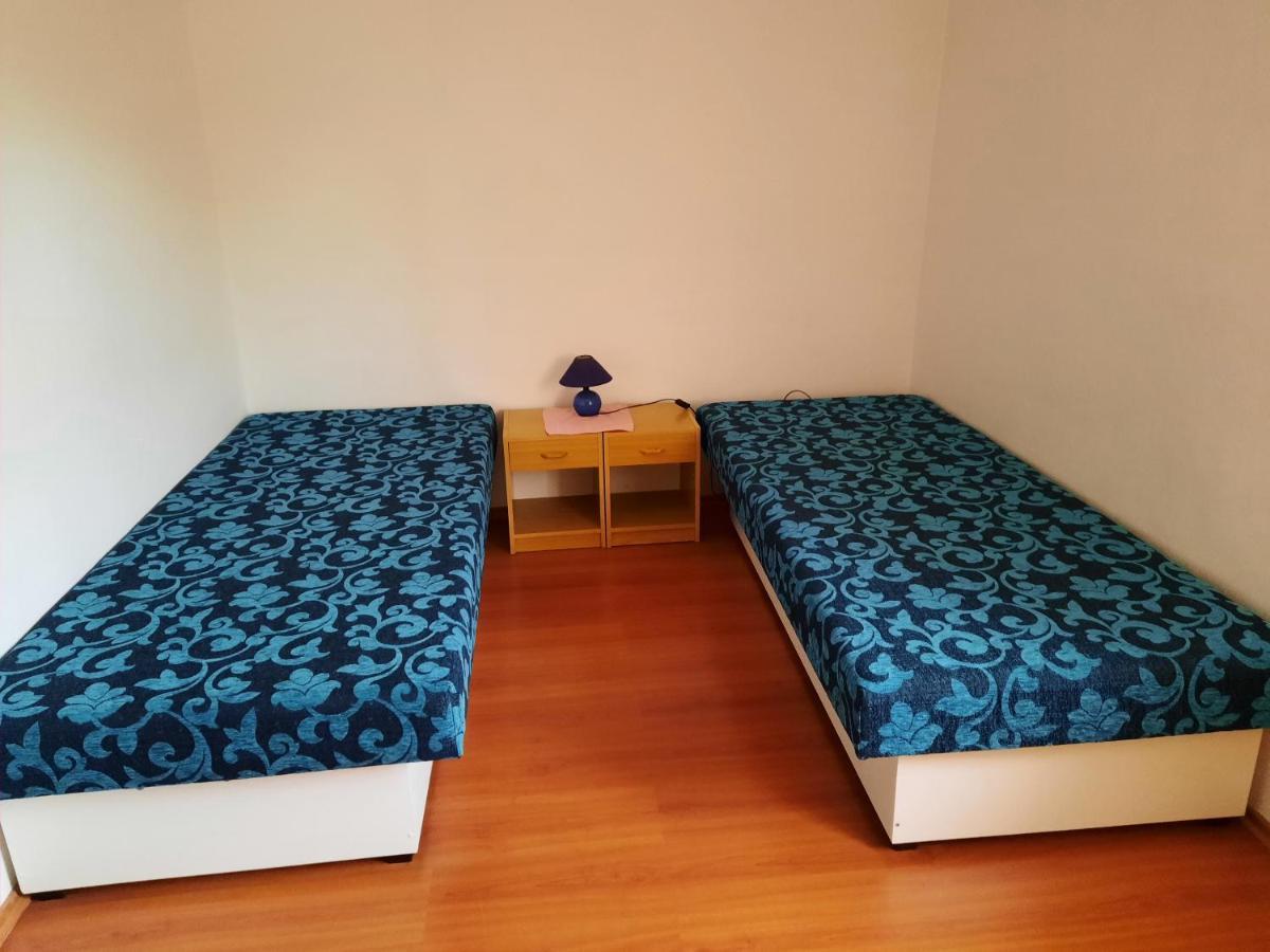 Krahule Konica Hotel ภายนอก รูปภาพ