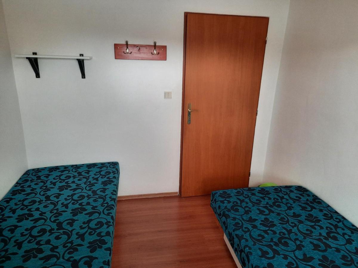 Krahule Konica Hotel ภายนอก รูปภาพ