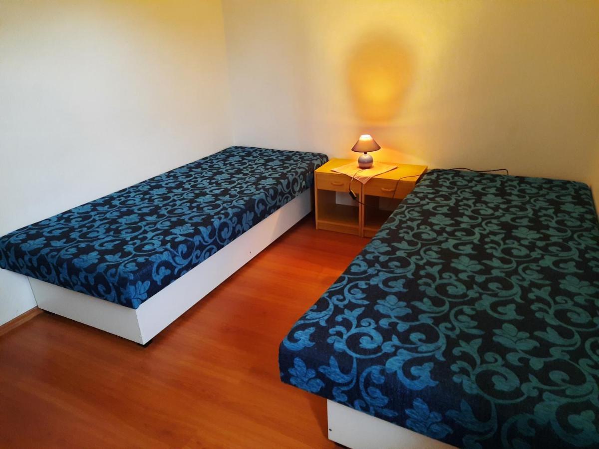 Krahule Konica Hotel ภายนอก รูปภาพ